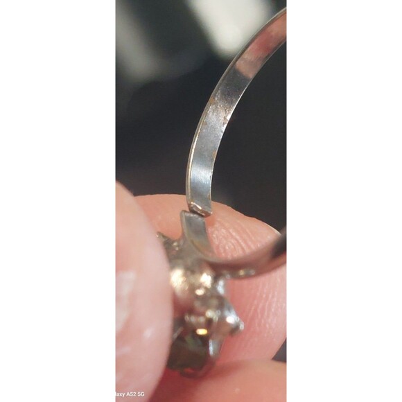 Uranium glass silvertone adjustable ring and huggie hoop earrings - Picture 9 of 12